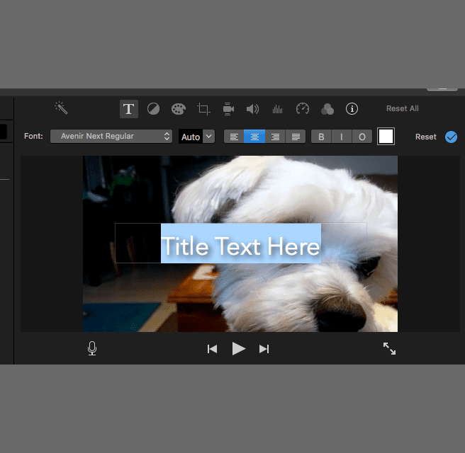 Κάντε διπλό κλικ στο κείμενο τίτλου στο πρόγραμμα περιήγησης iMovie